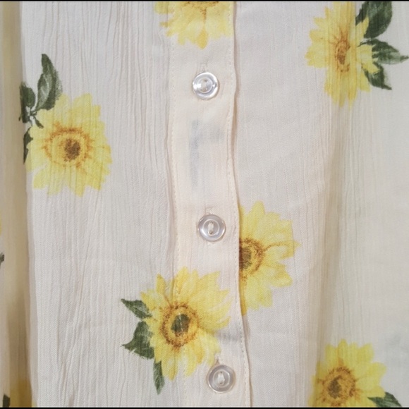 AE Studio Cute Summer Jumper Overall With Sunflowers - Picture 2 of 3